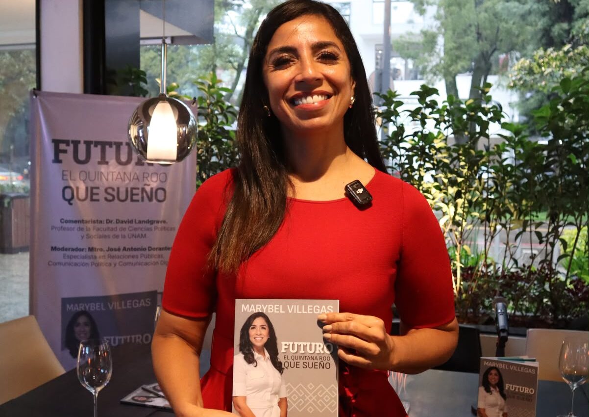 Marybel Villegas presenta su libro Futuro, el Quintana Roo que sueño