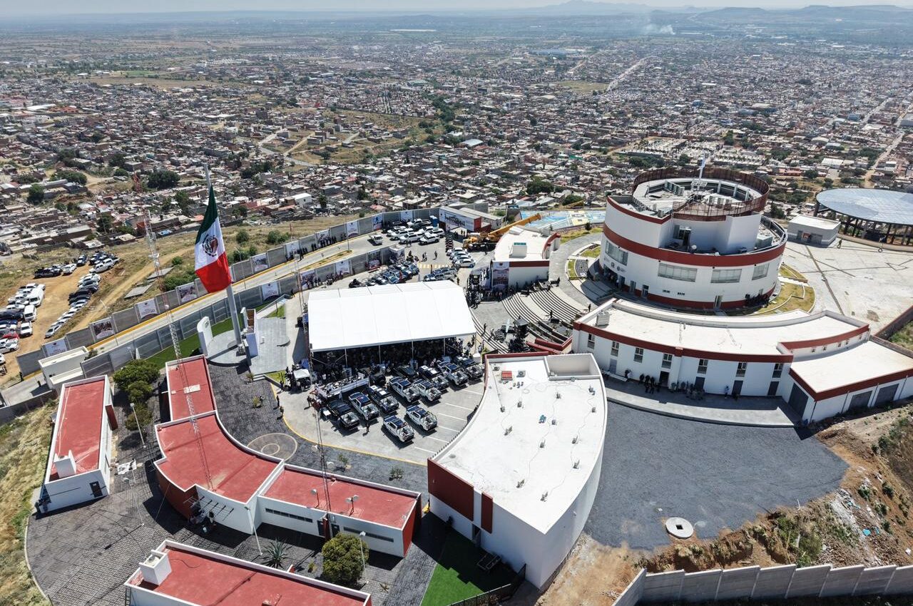 Instalaciones del C5i de Zacatecas vistas desde el aire, sede del foro sobre construcción de paz